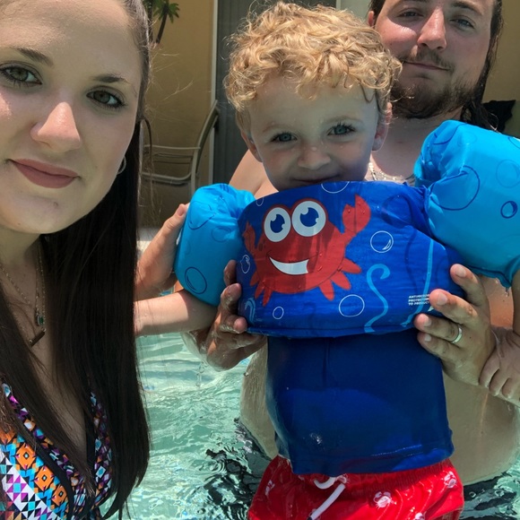 Meet your Posher, Jessica - Picture 4 of 5